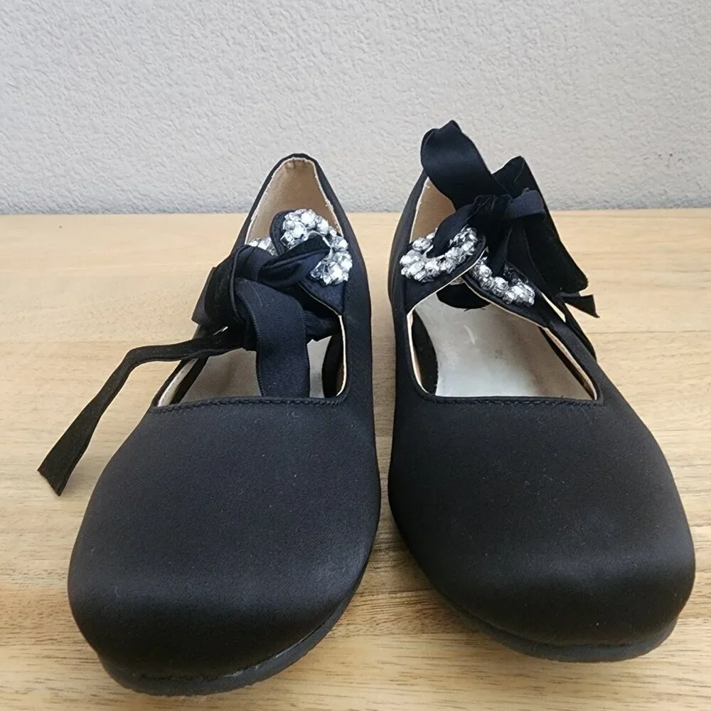 Badgley Mischka Girl Marina Grommet Satin Shoes Rhinestone Floral Black Size 3